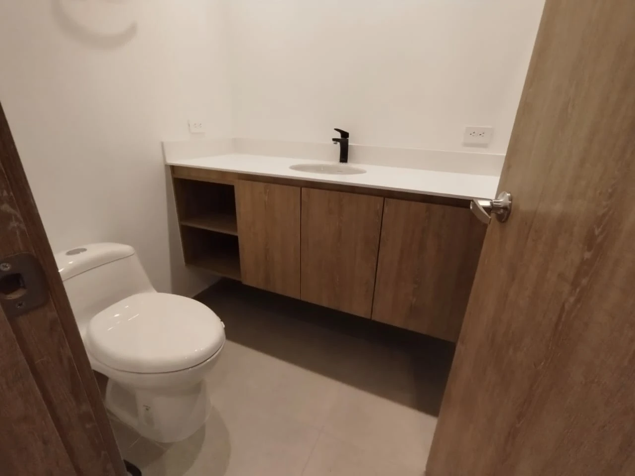 APARTAMENTO EN ARRIENDO EN MOSSET - EL RETIRO 