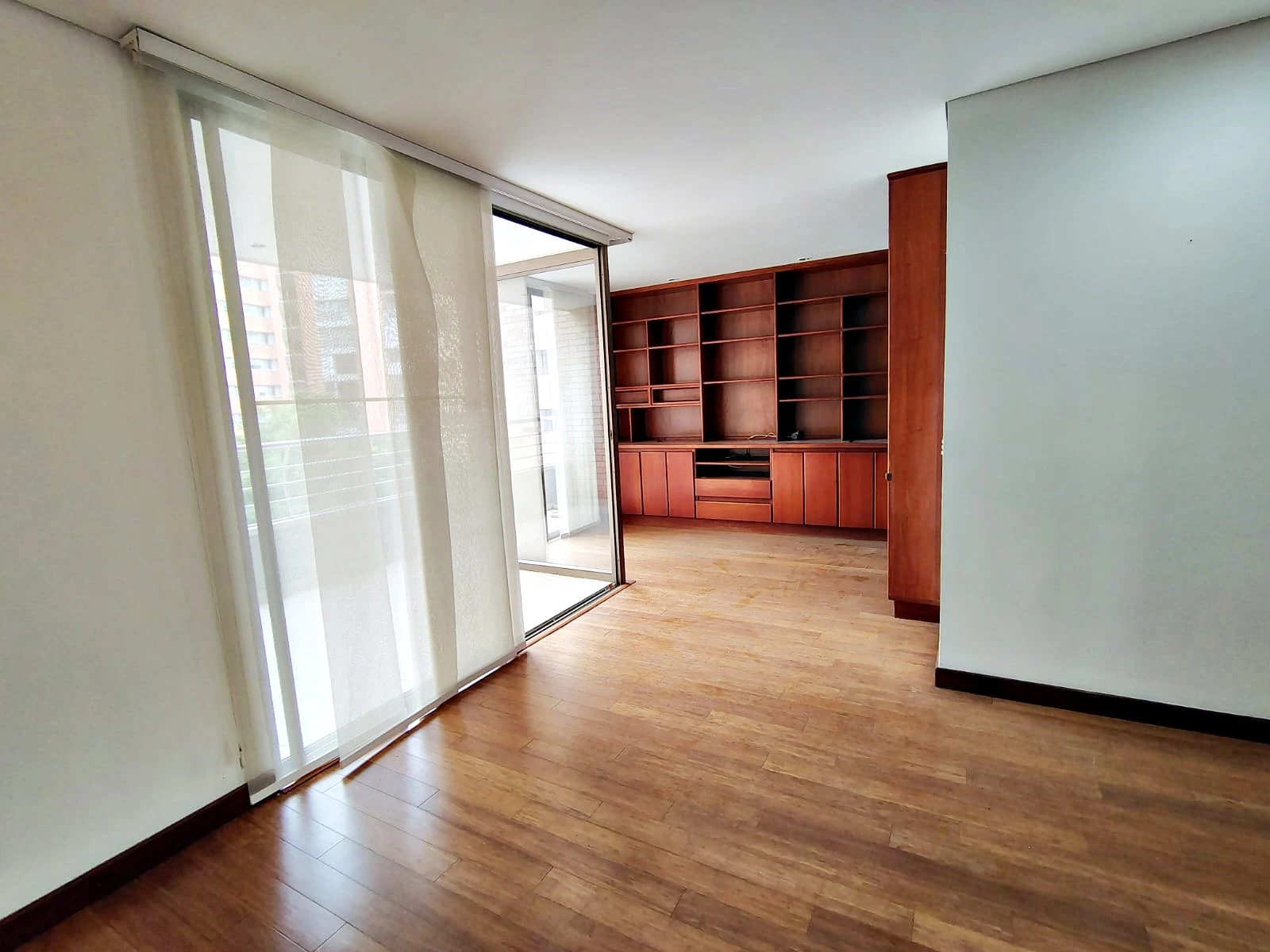 Apartamento en arriendo sector Milla de Oro