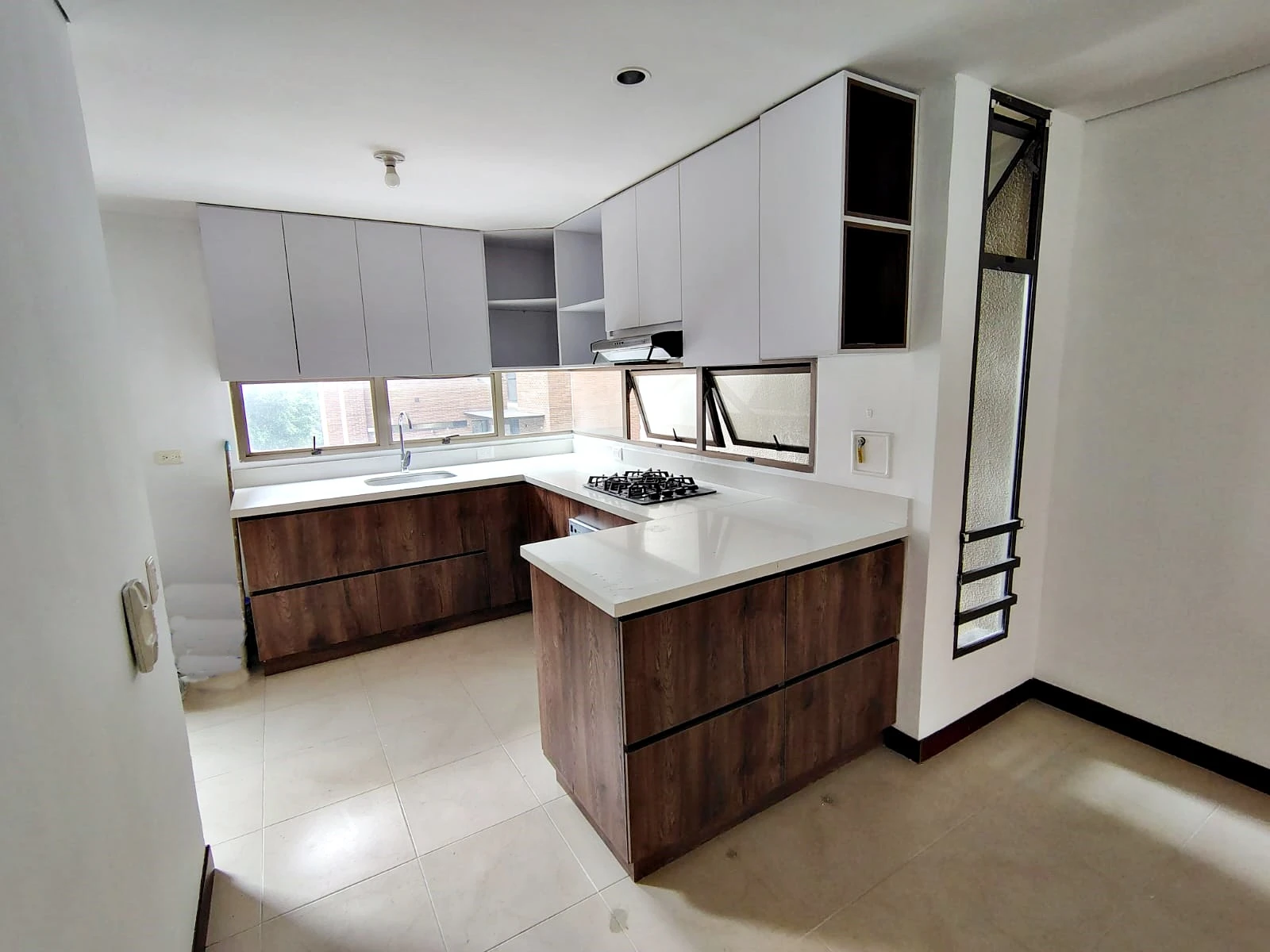 Apartamento en arriendo sector Milla de Oro