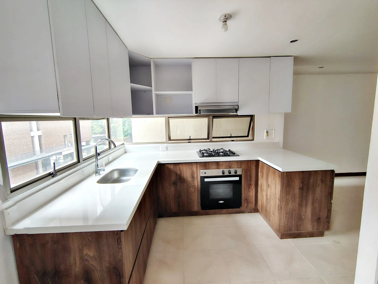 Apartamento en arriendo sector Milla de Oro