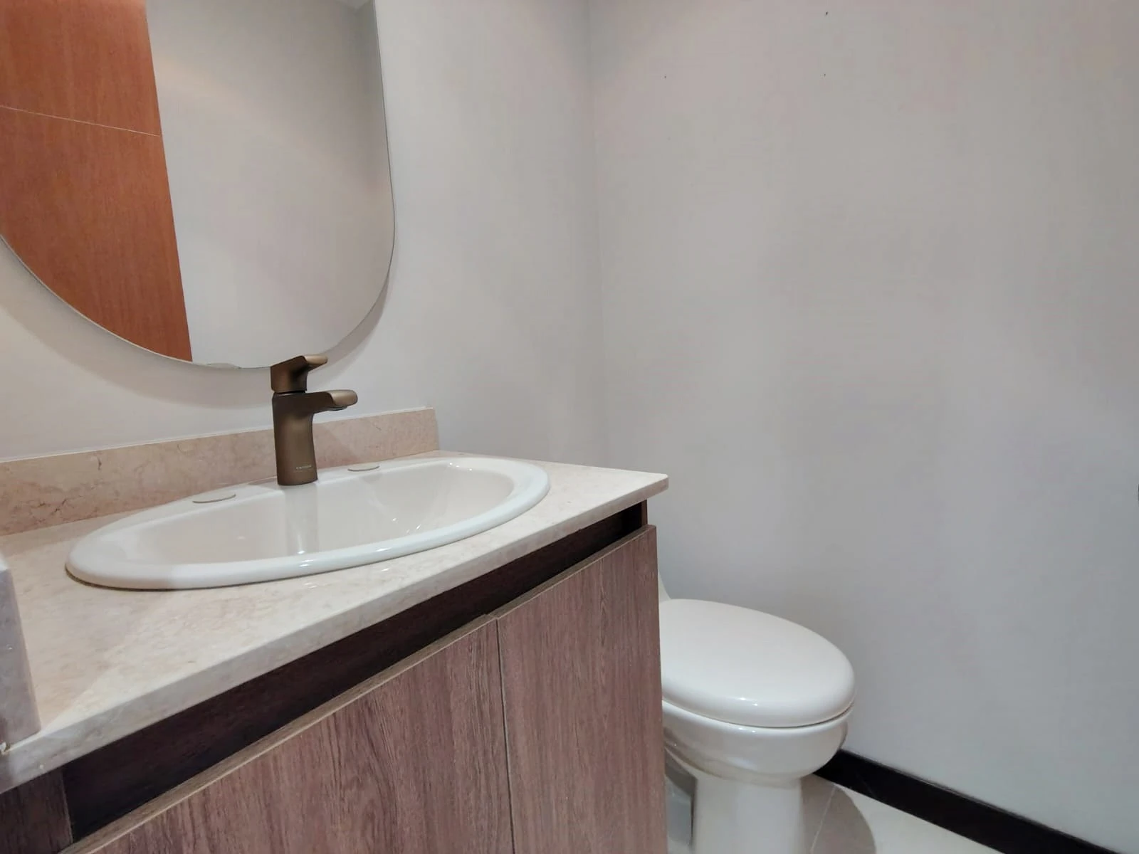 Apartamento en arriendo sector Milla de Oro