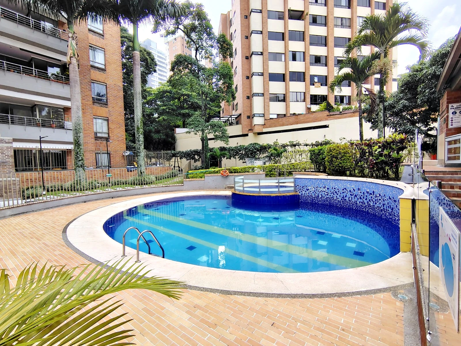 Apartamento en arriendo sector Milla de Oro