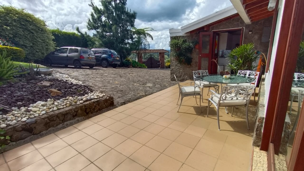 CASA CAMPESTRE EN VENTA O ARRIENDO EN PONTEZUELA, RIONEGRO 