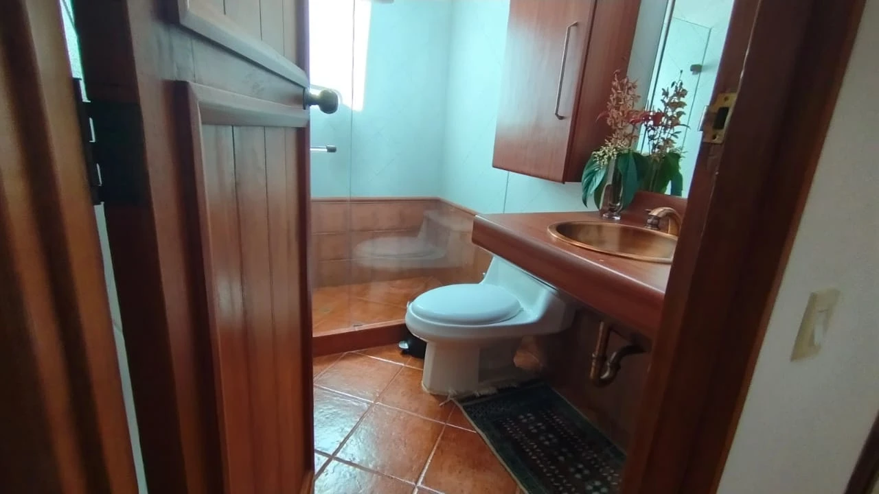 CASA CAMPESTRE EN VENTA O ARRIENDO EN PONTEZUELA, RIONEGRO 