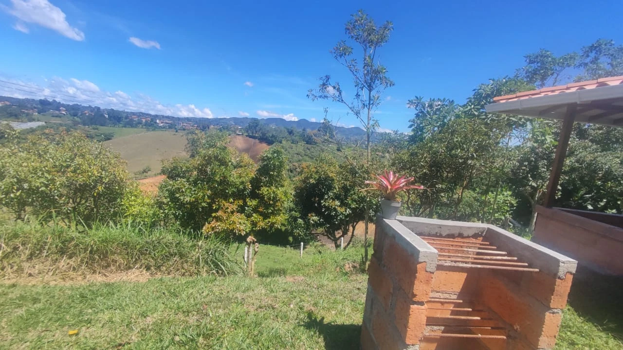 Apartaestudio en arriendo en Marinilla- vía Santuario 