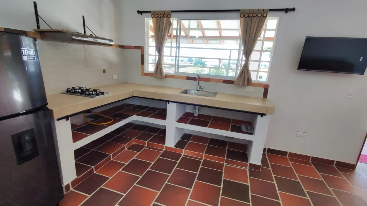 Apartaestudio en arriendo en Marinilla- vía Santuario 