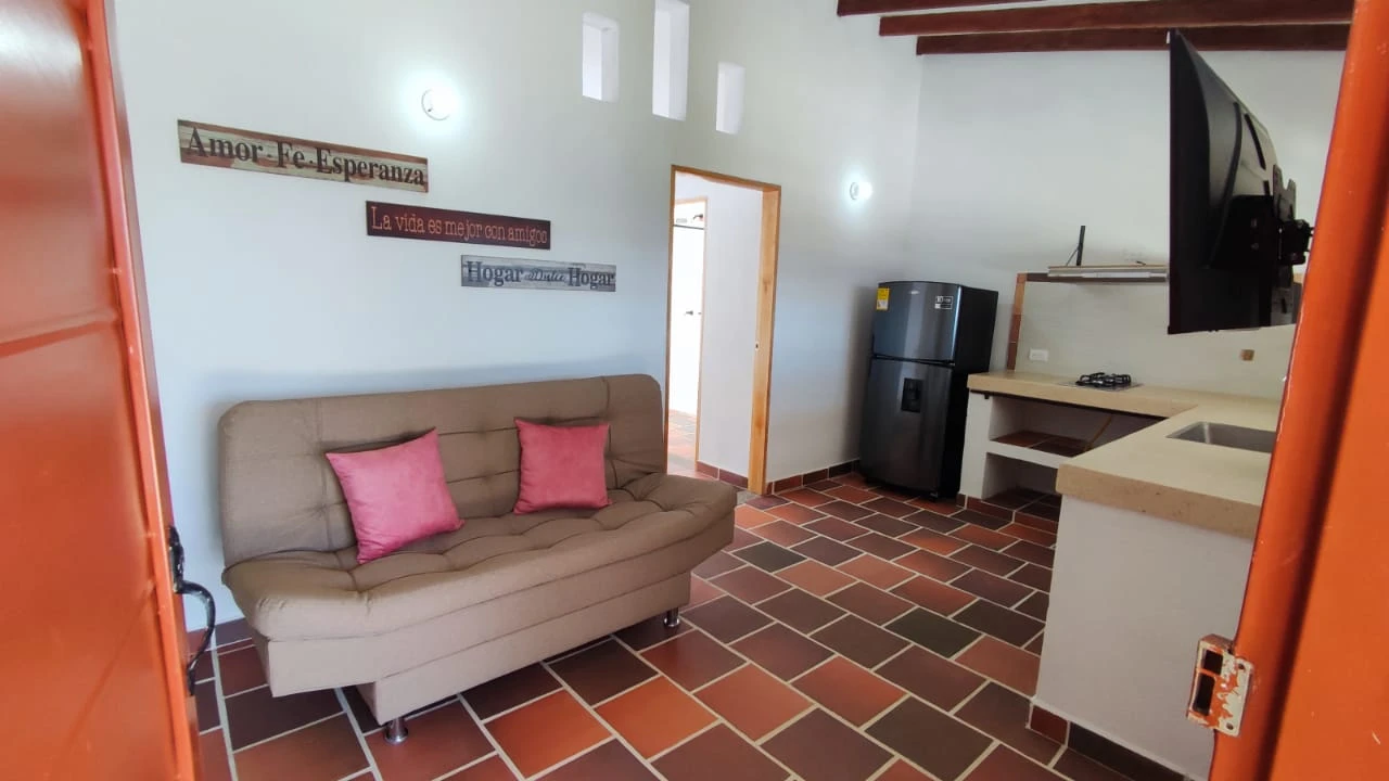 Apartaestudio en arriendo en Marinilla- vía Santuario 