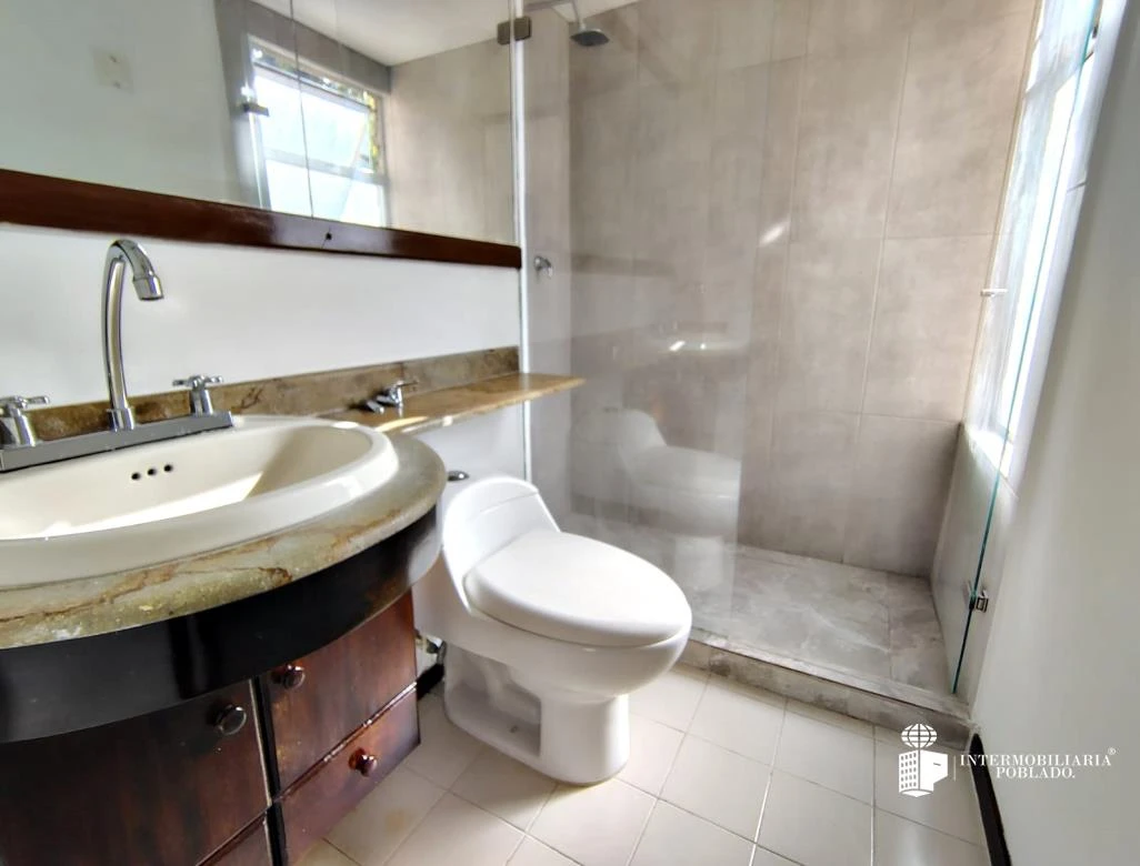 Apartamento en arriendo sector San Lucas