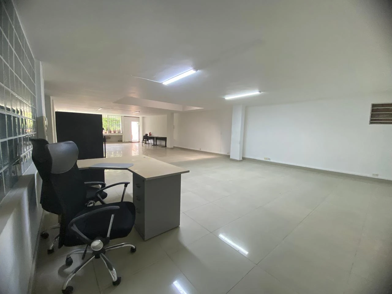 Arriendo Local comercial en el Poblado
