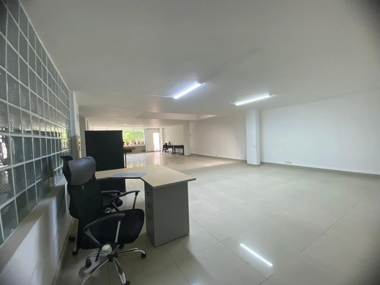Arriendo Local comercial en el Poblado
