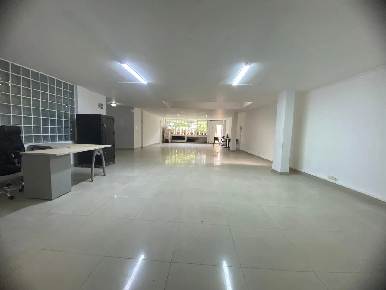 Arriendo Local comercial en el Poblado