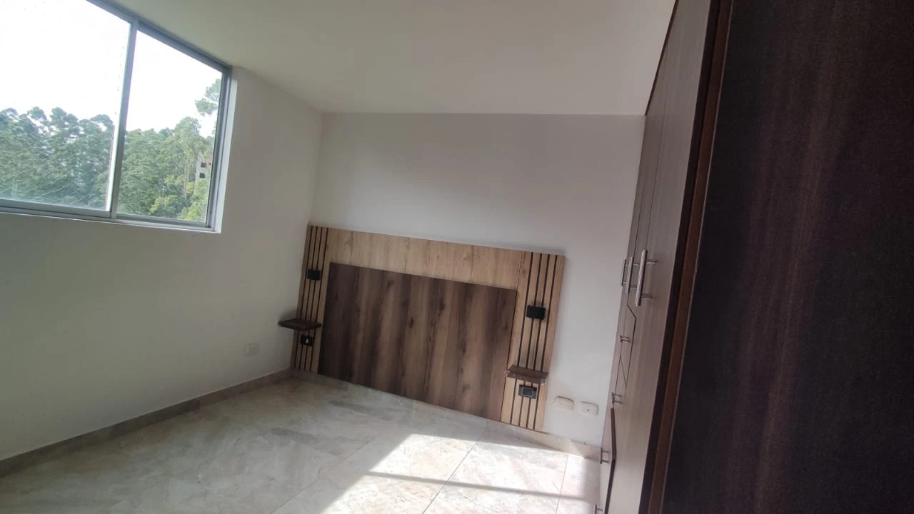 Apartamento en arriendo en rionegro sector fontibon 
