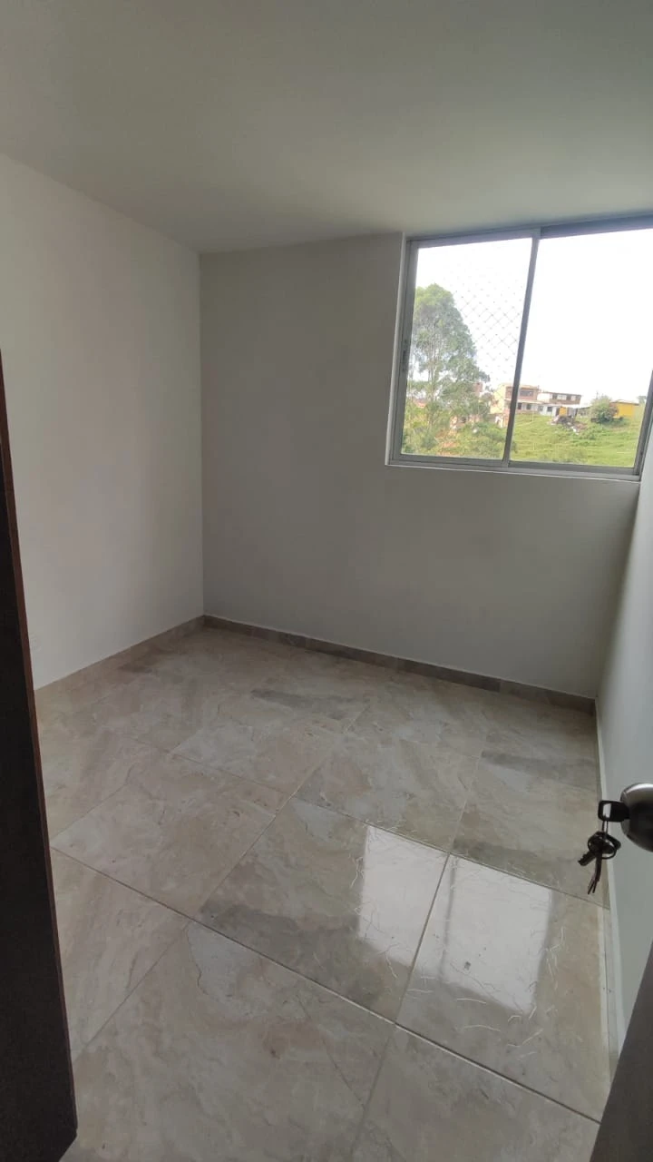 Apartamento en arriendo en rionegro sector fontibon 
