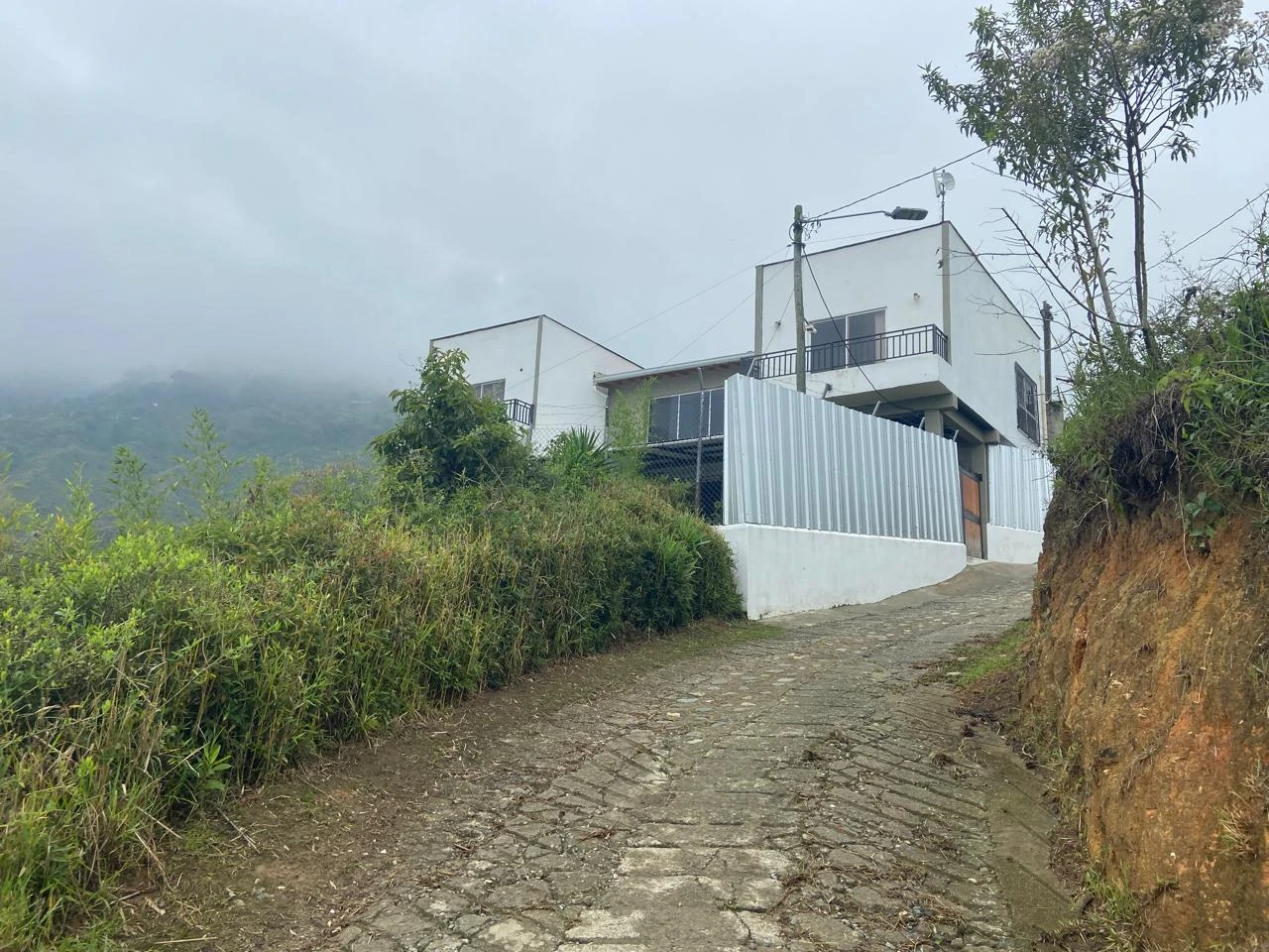 Casa campestre en Girardota-vereda el Barro