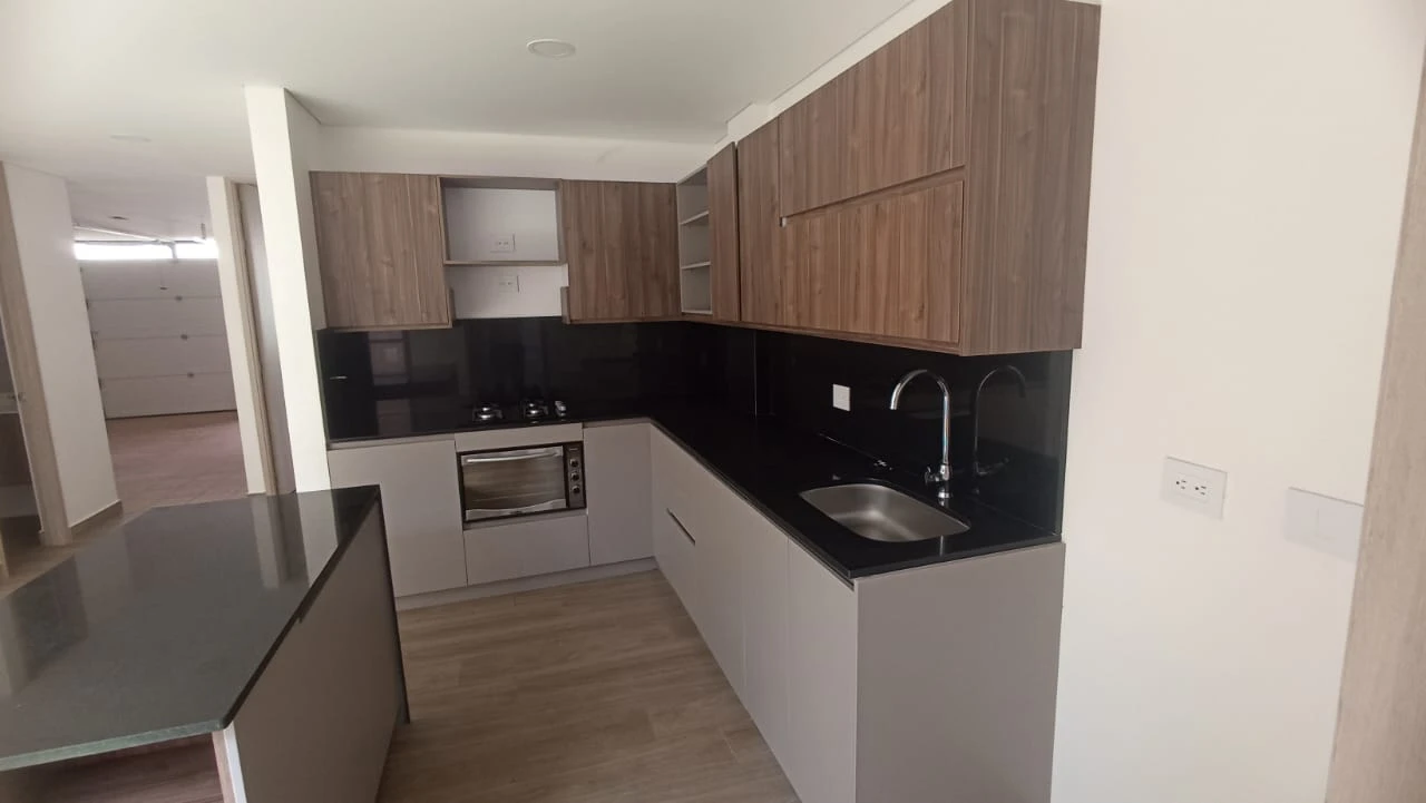 casa en arriendo en rionegro - gualanday 