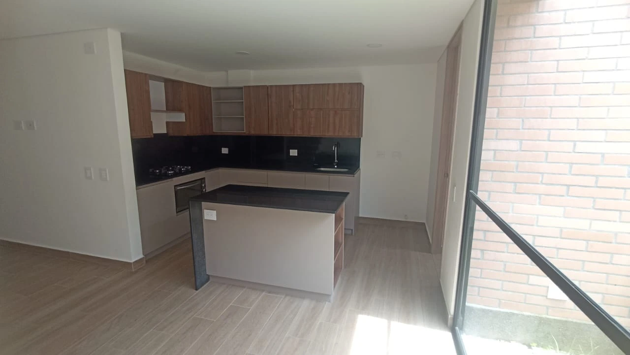 casa en arriendo en rionegro - gualanday 