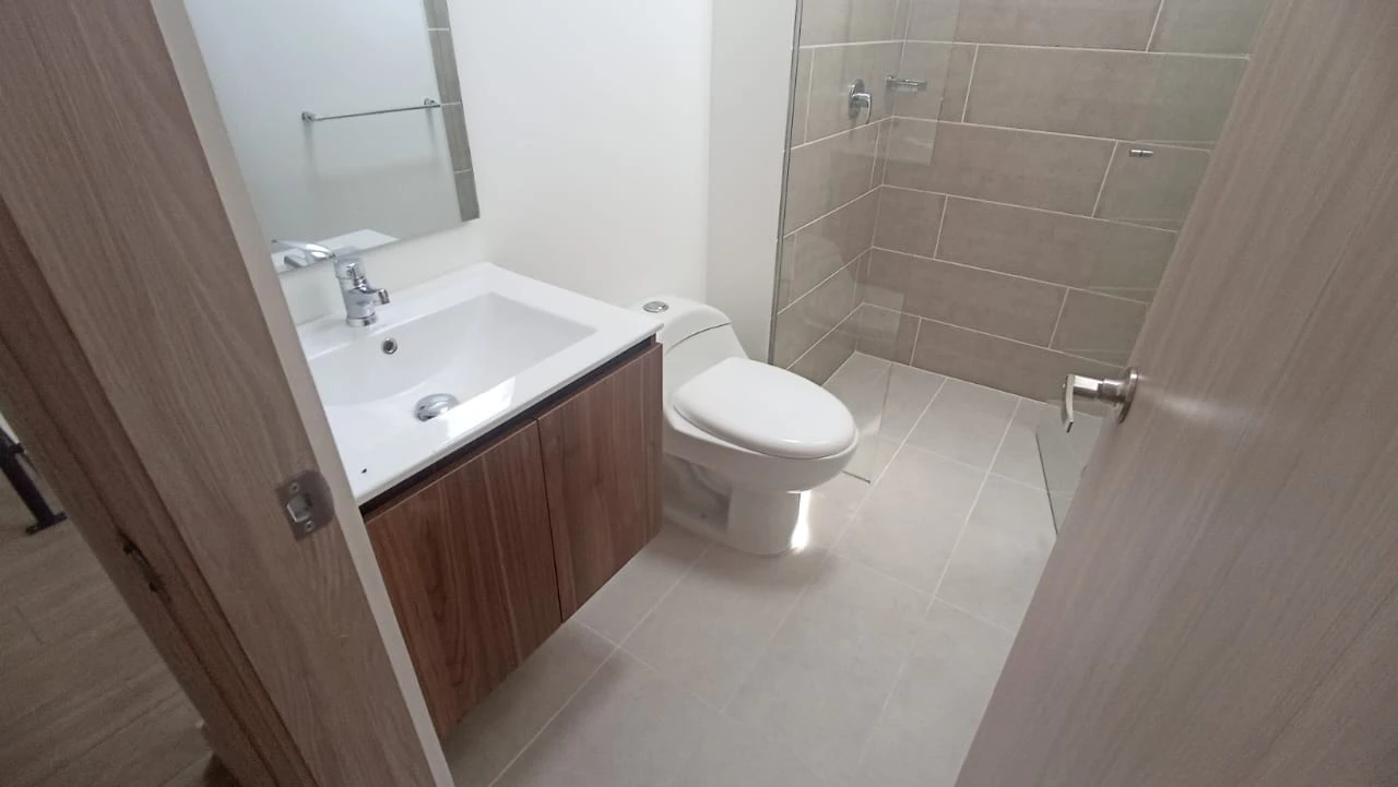 casa en arriendo en rionegro - gualanday 