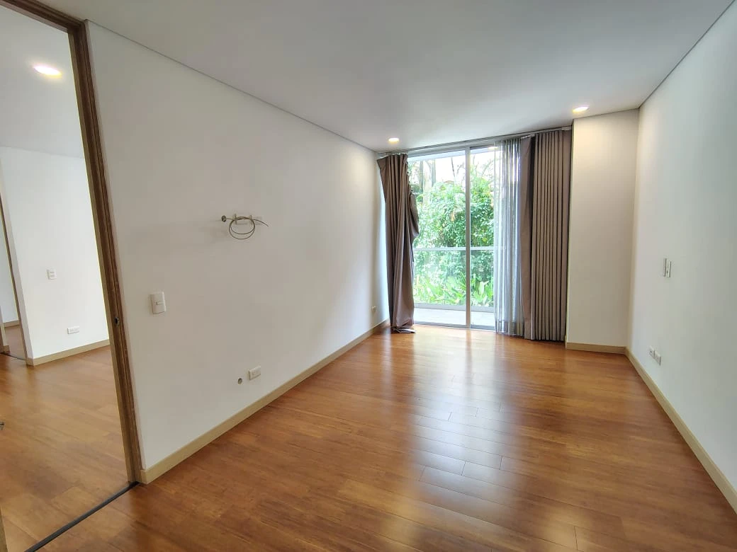 Arriendo Apartamento en el Poblado