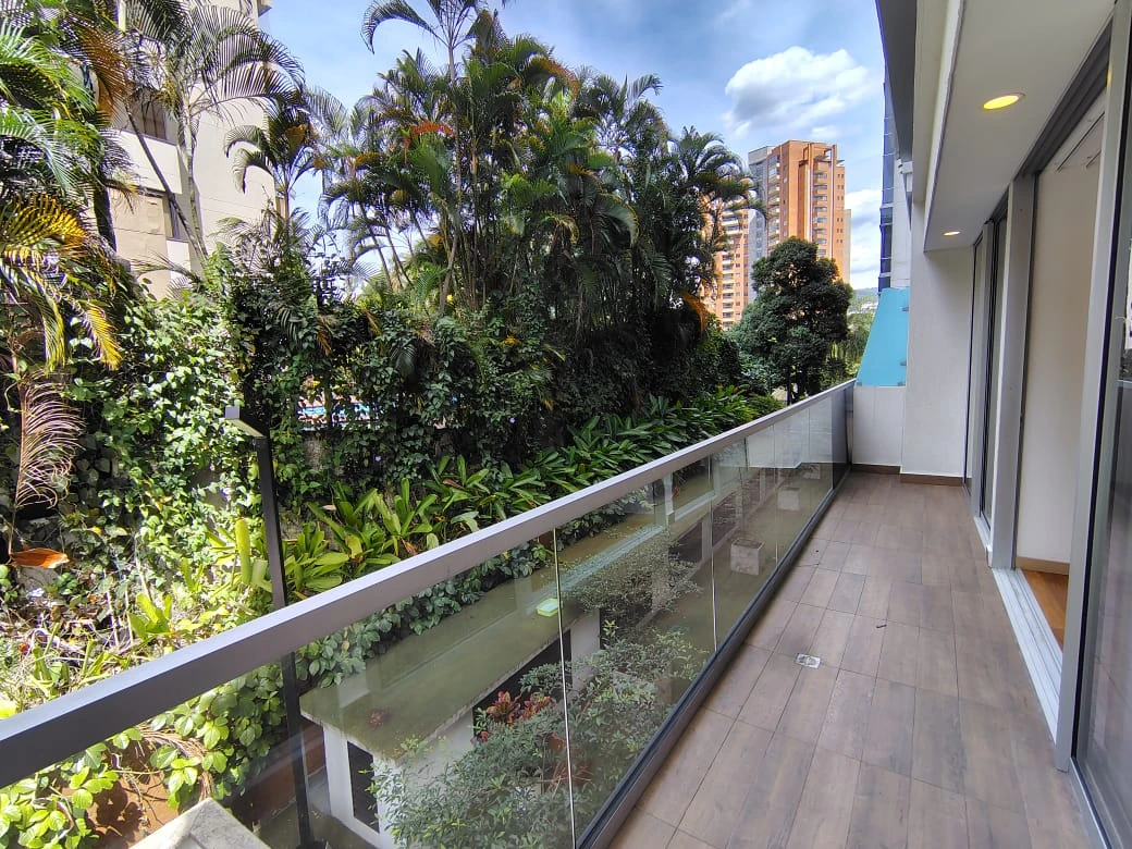 Arriendo Apartamento en el Poblado