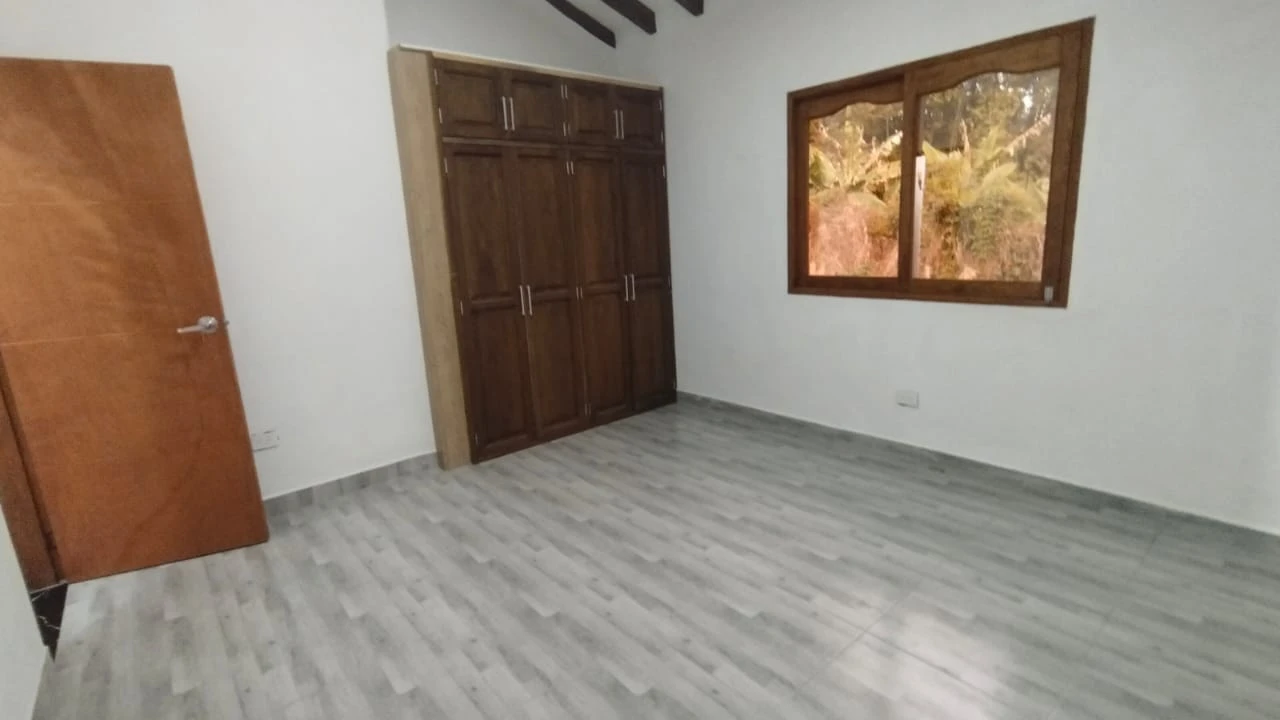 FINCA EN ARRIENDO EN CABECERAS - LLANOGRANDE