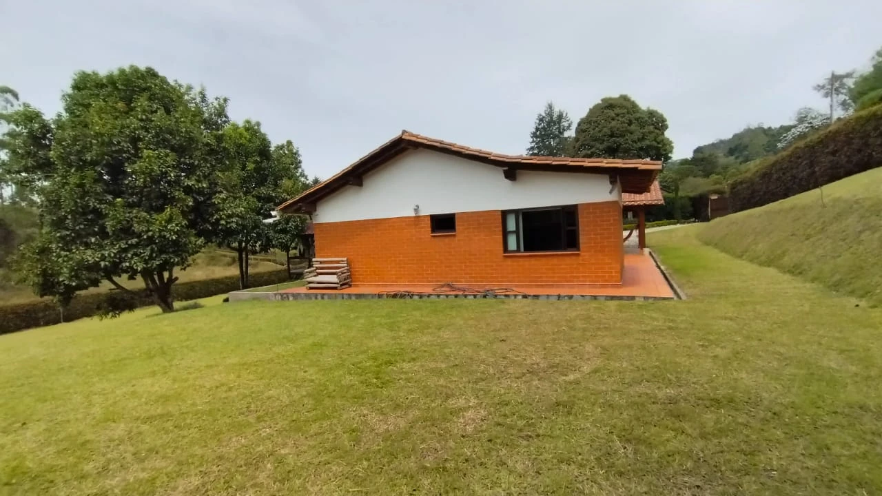 CASA LOTE EN ARRIENDO SECTOR AEROPUERTO JMC; RIONEGRO
