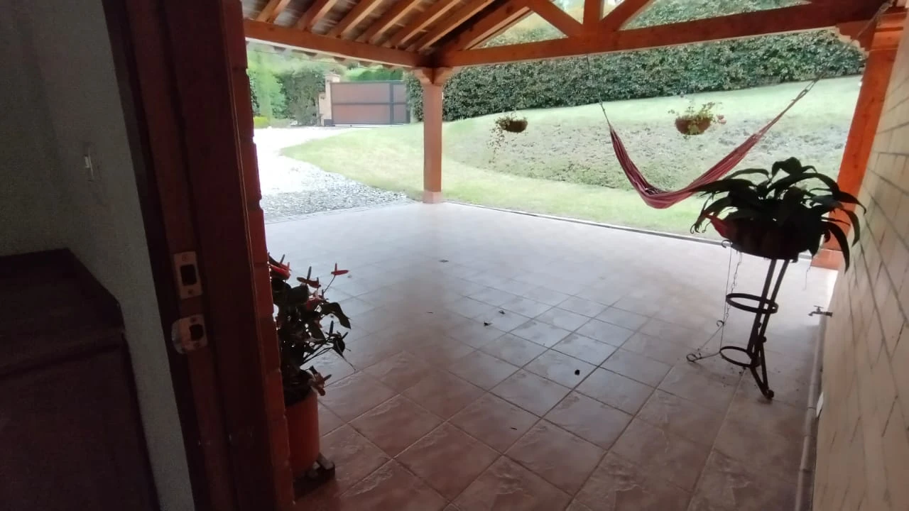 CASA LOTE EN ARRIENDO SECTOR AEROPUERTO JMC; RIONEGRO