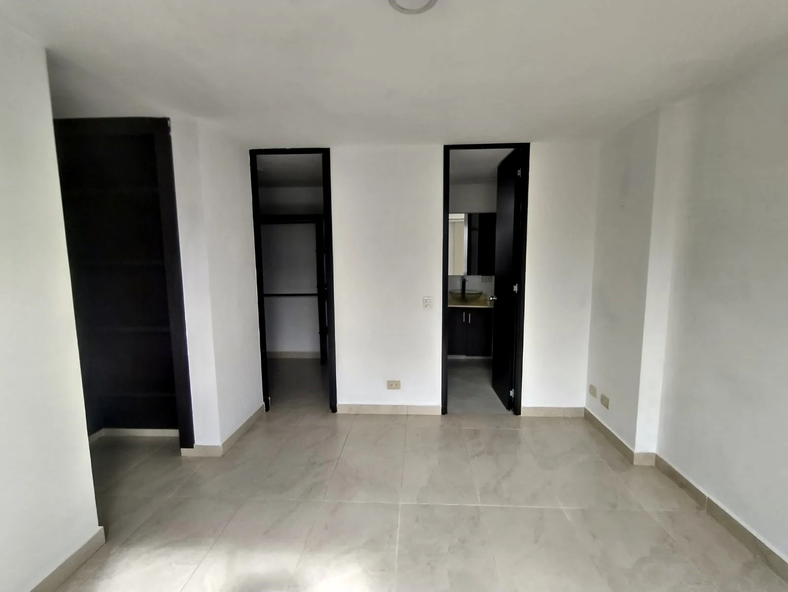 Apartamento en arriendo sector Ciudad del Rio