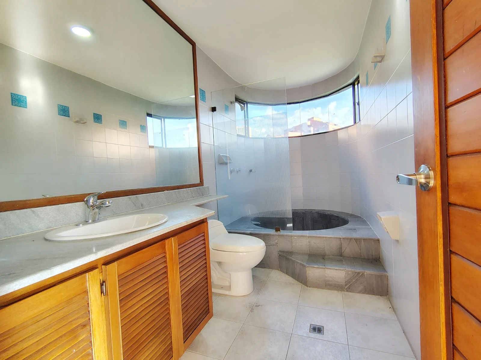 Apartamento en arriendo sector Transversal Intermedia