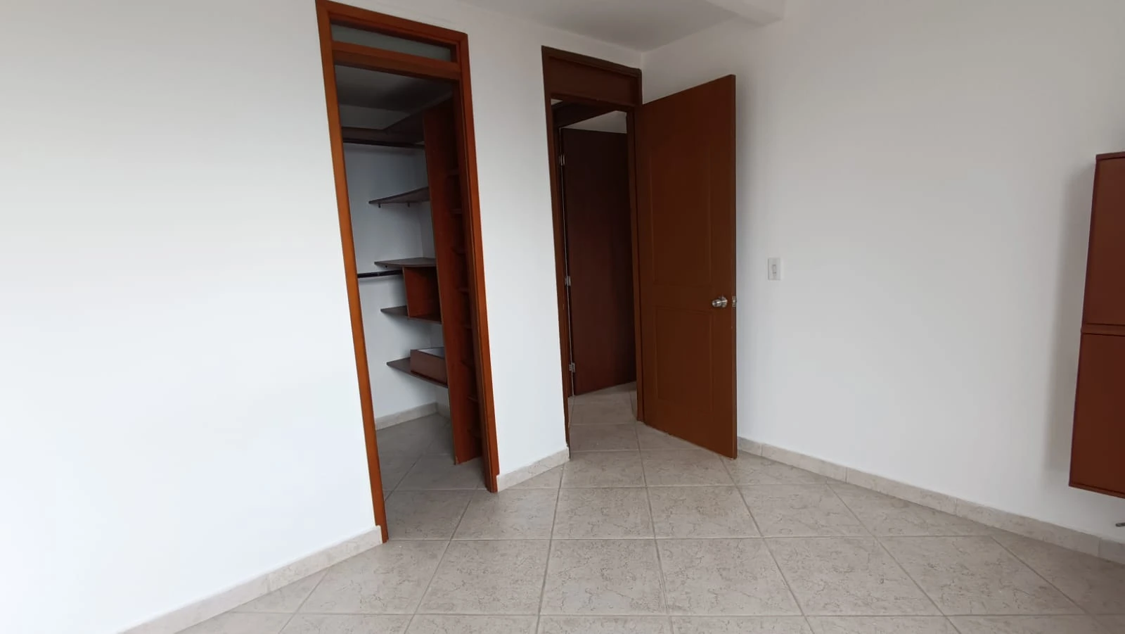 Apartamento en Arriendo Loma del Indio Medellin