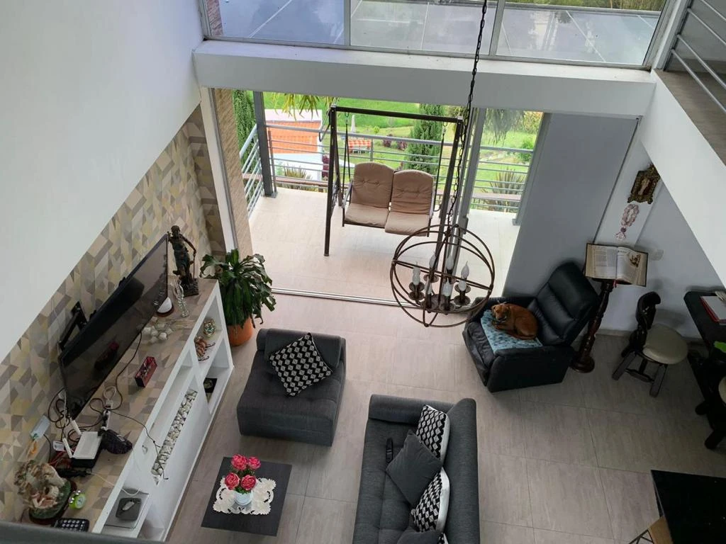 CASA LOTE EN ARRIENDO EN MARINILLA, LAS MERCEDES