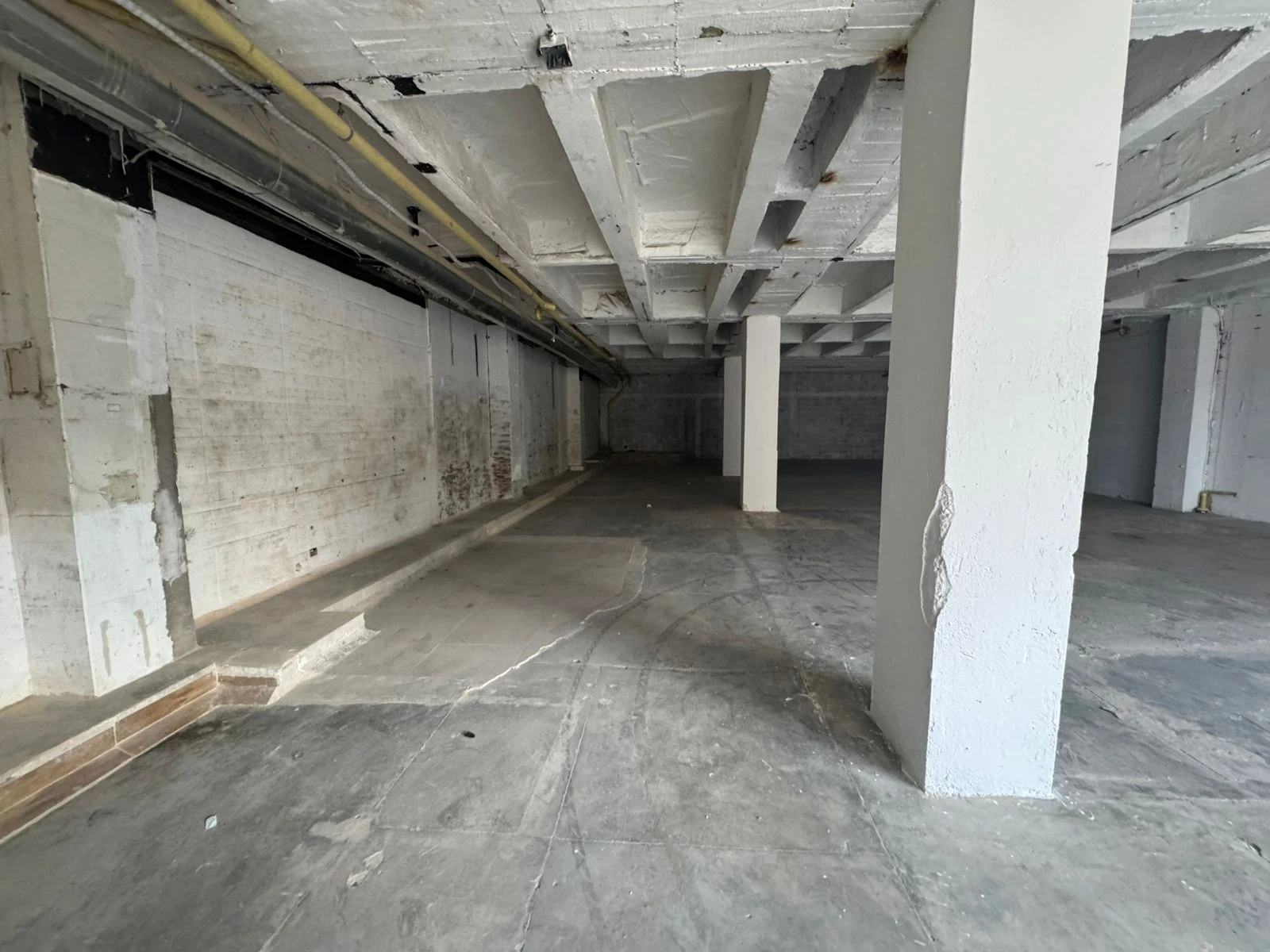 Local en arriendo sector barrio Mesa. 