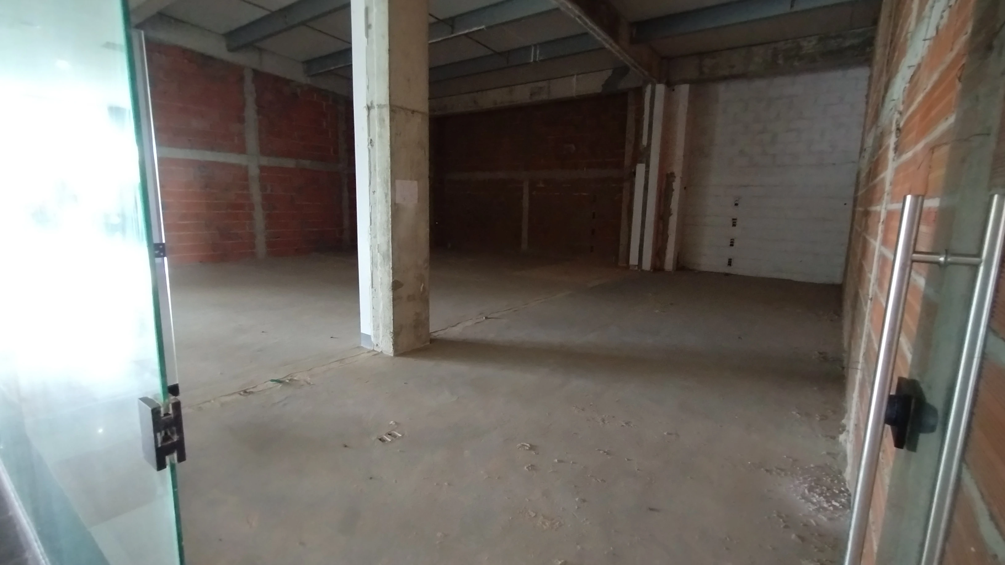 LOCAL EN VENTA EN PLAZA CAMPESTRE.