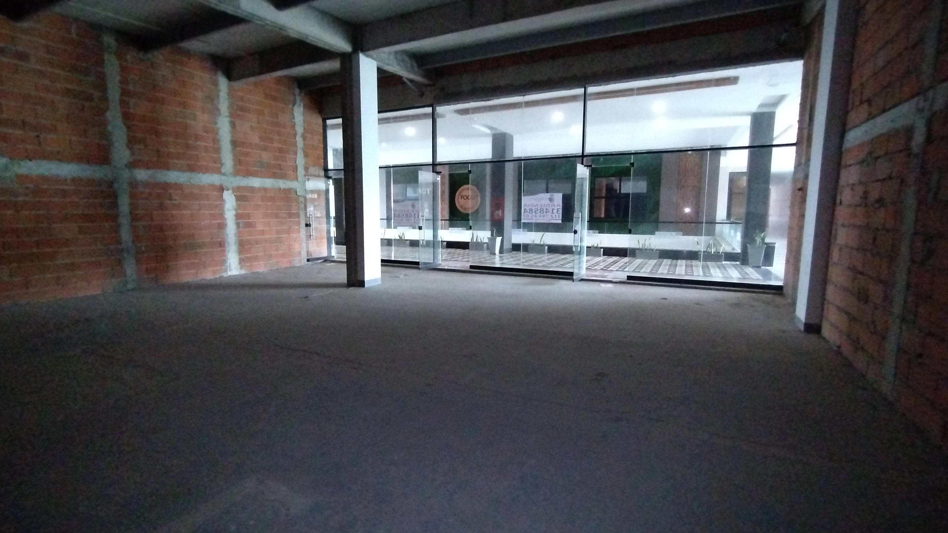 LOCAL EN VENTA EN PLAZA CAMPESTRE.