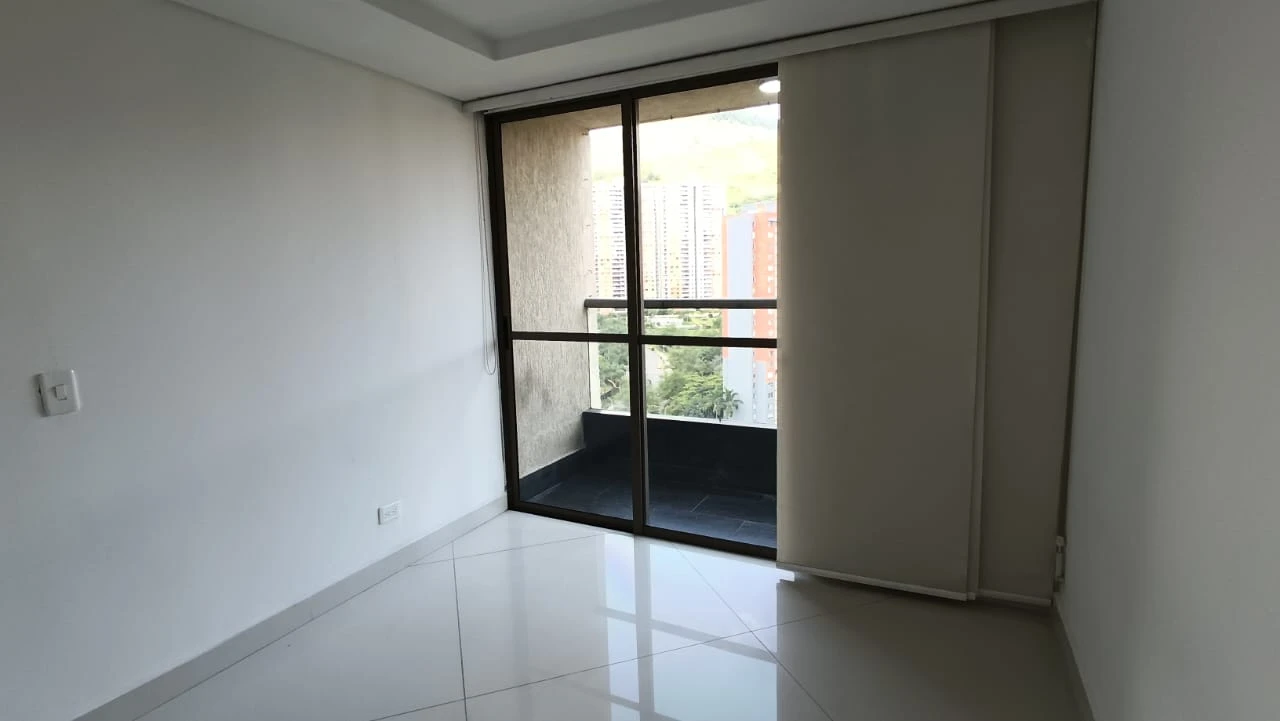 Apartamento en Arriendo Loma de los Bernal Medellin