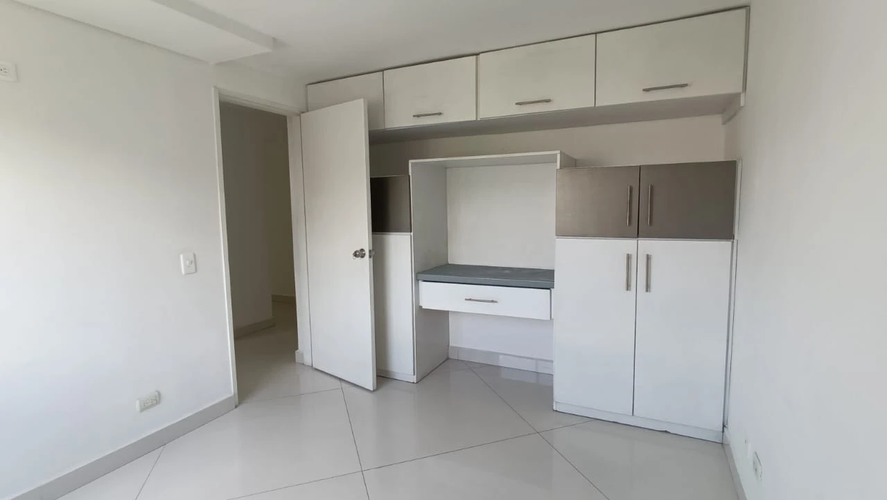 Apartamento en Arriendo Loma de los Bernal Medellin