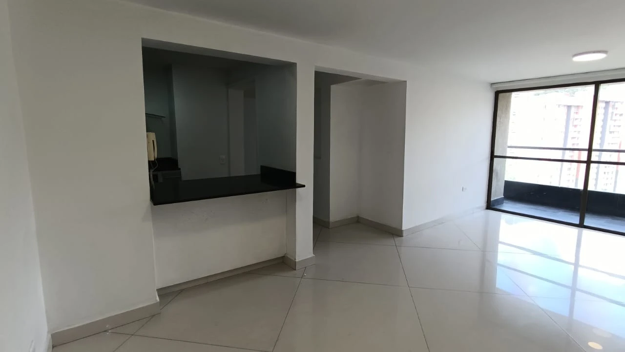 Apartamento en Arriendo Loma de los Bernal Medellin