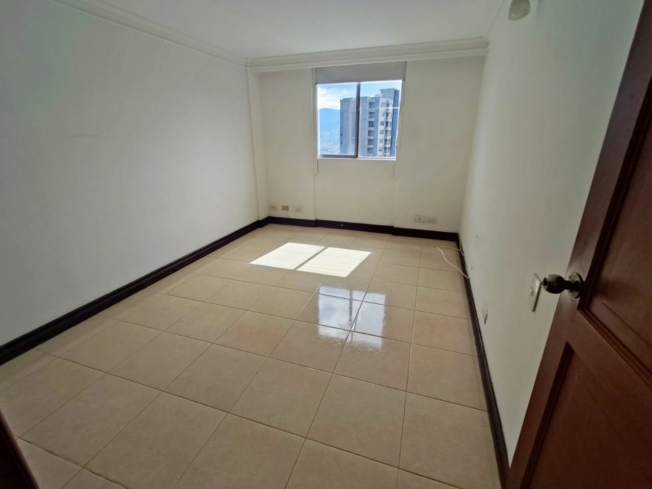 Apartaestudio  en arriendo sector Padre Marianito