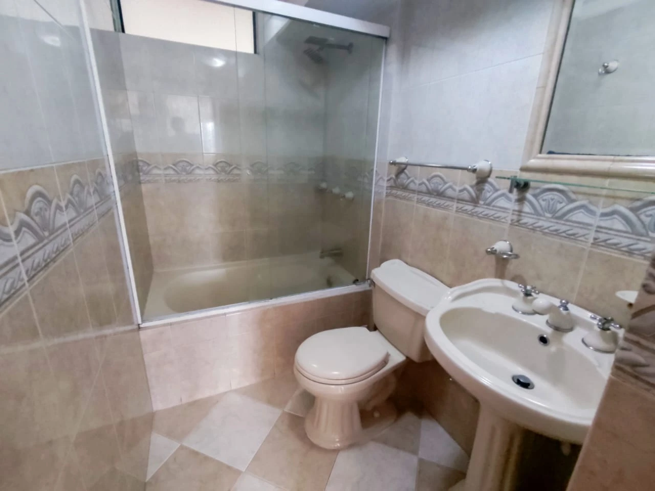 Apartaestudio  en arriendo sector Padre Marianito