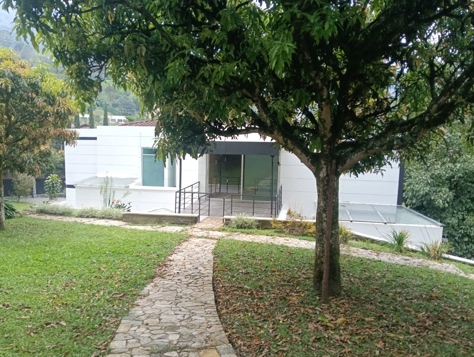 Arriendo Casa en el Poblado