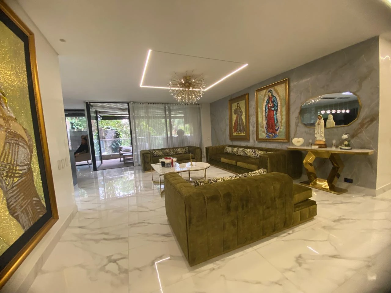 Arriendo Apartamento en el Poblado Sector los balsos