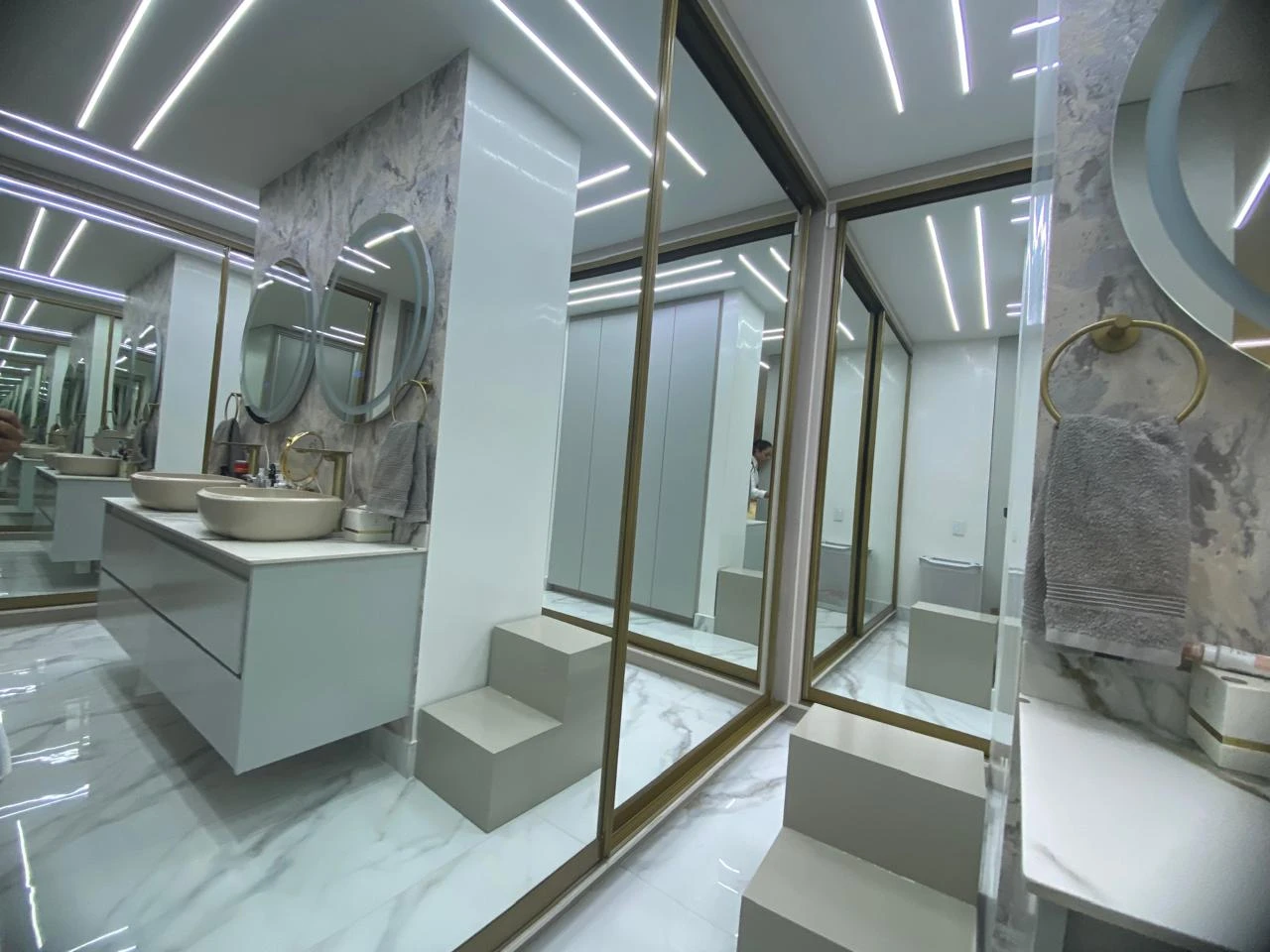 Arriendo Apartamento en el Poblado Sector los balsos