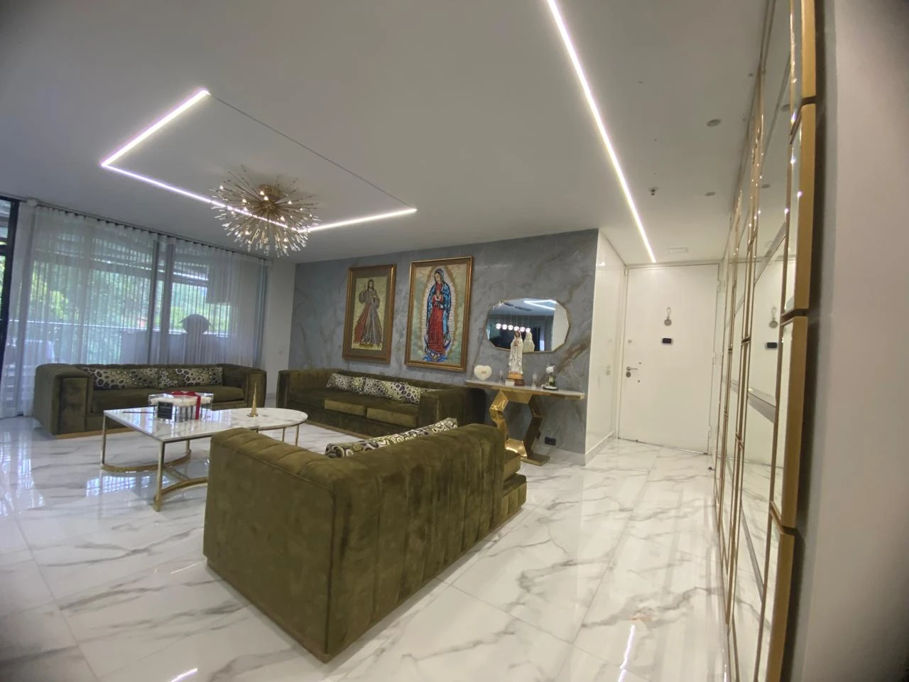 Arriendo Apartamento en el Poblado Sector los balsos