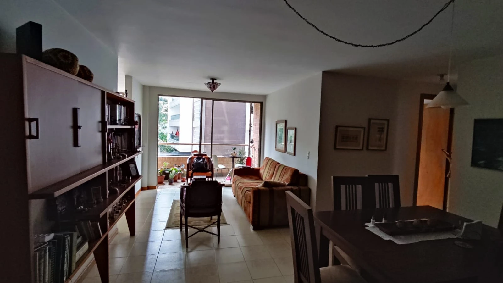 Apartamento en venta sector Aguacatala