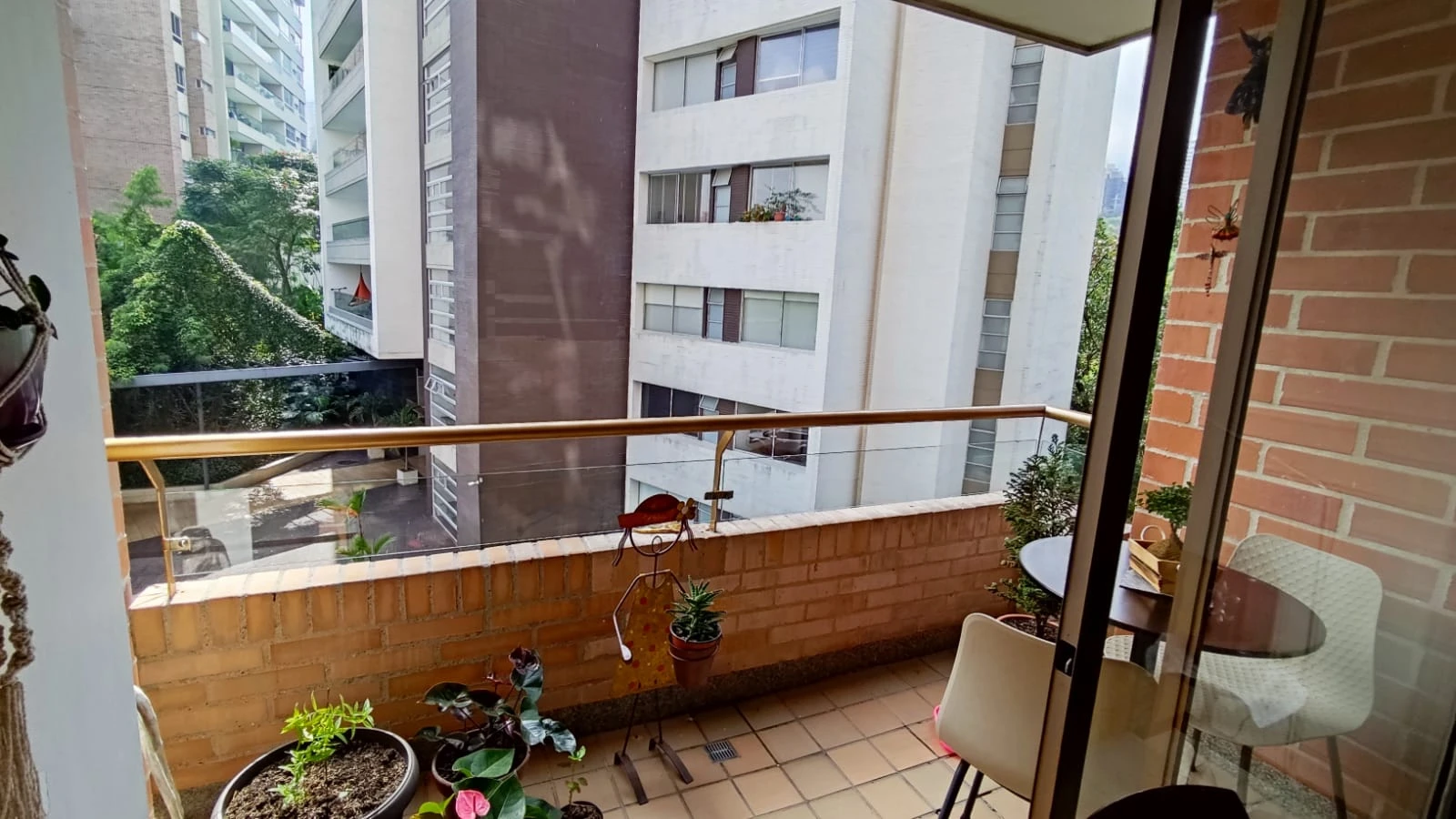 Apartamento en venta sector Aguacatala