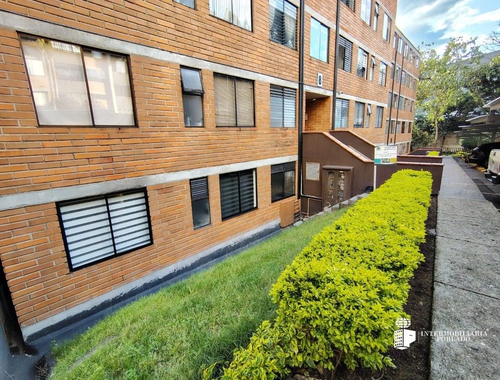 Apartamento en arriendo sector Loma del Indio