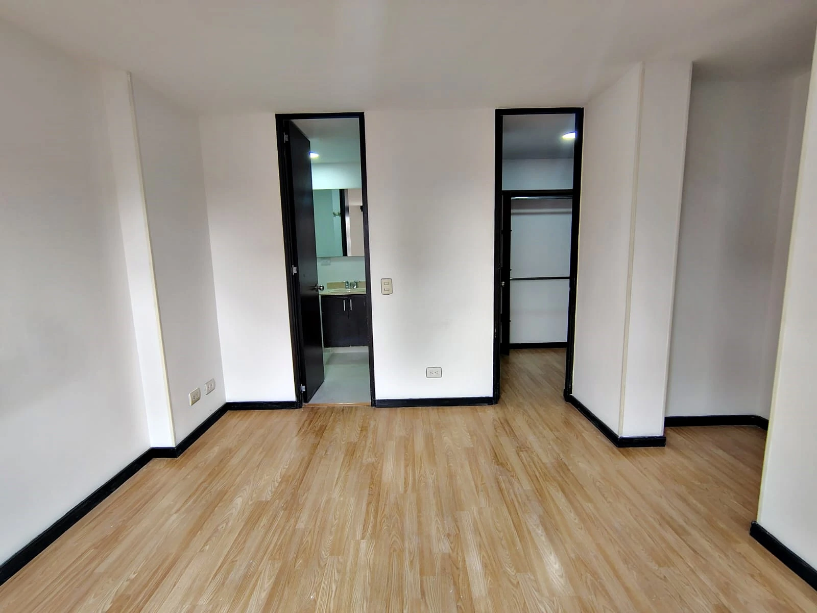 Apartamento en arriendo sector Ciudad del Rio