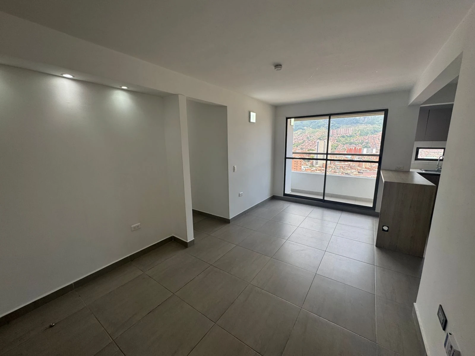 Apartamento en arriendo sector Santana