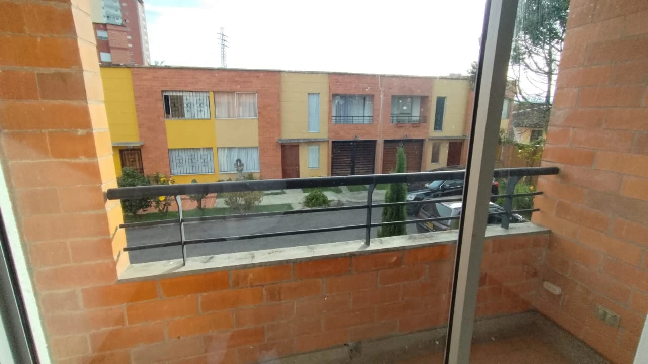Casa en arriendo en Samanes, sector UCO, Rionegro