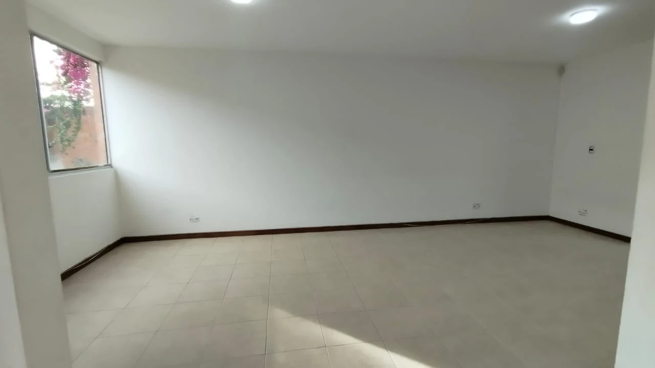 Casa en arriendo en Samanes, sector UCO, Rionegro