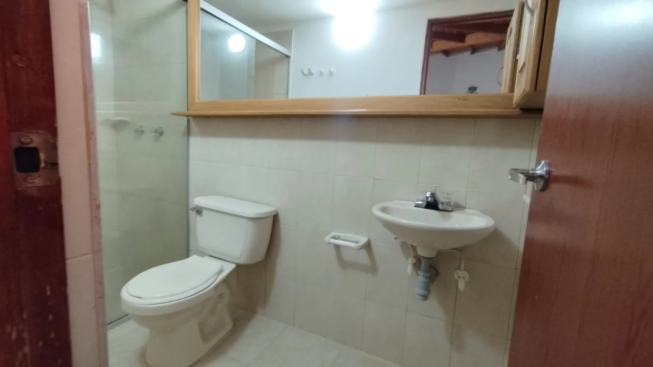 Casa en arriendo en Samanes, sector UCO, Rionegro